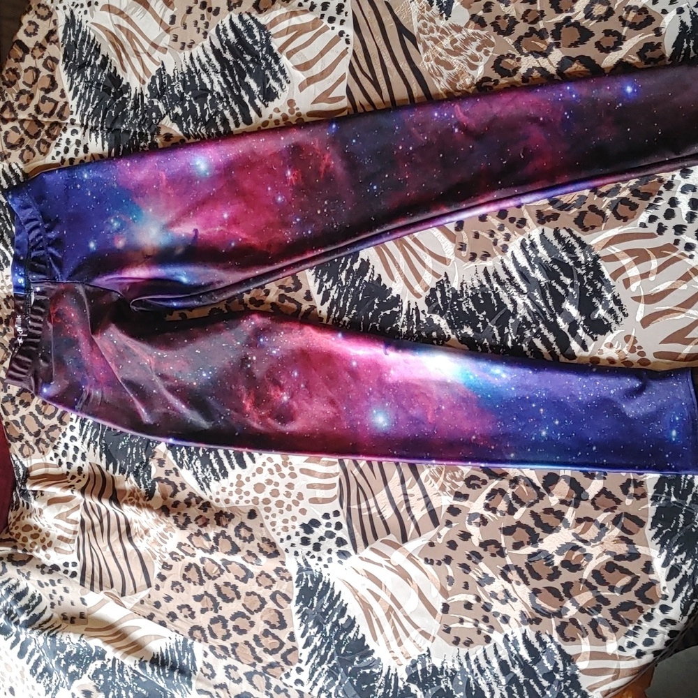 BlackMilk Leggings